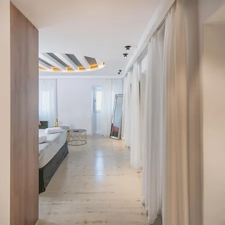 Kantoni Luxury Apartment